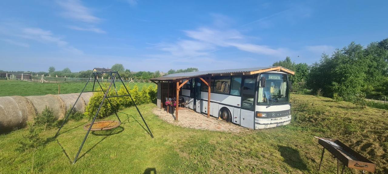 Atomi Countrybus Villa Aucugals Dış mekan fotoğraf